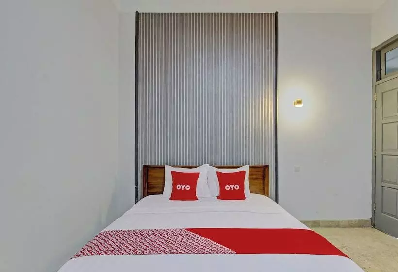 ホテル Lanaya Guesthouse By Oyo