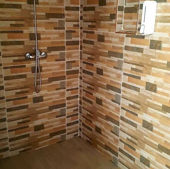 هتل Maison Charrette