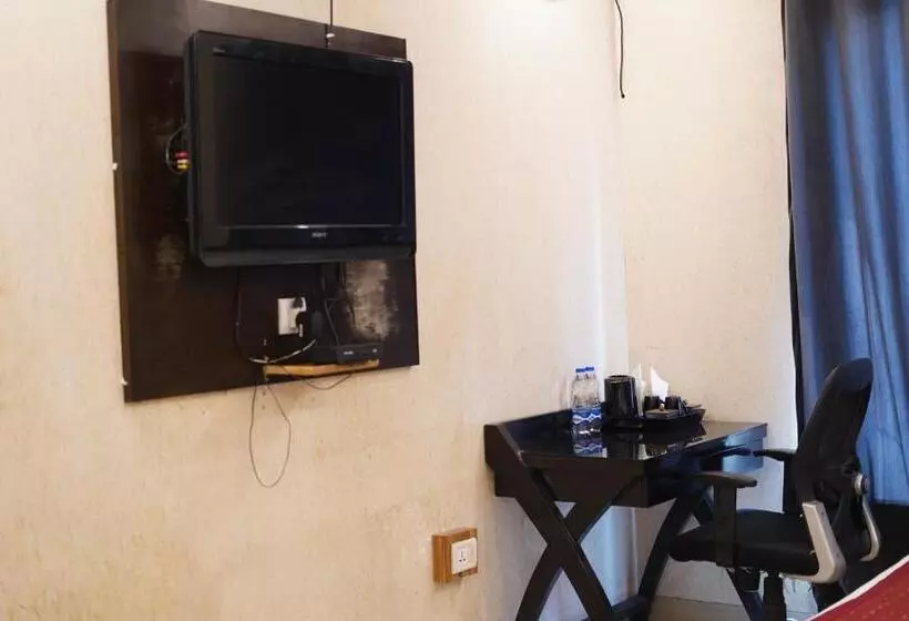ホテル O Delhi, Near Metro Station Karol Bagh