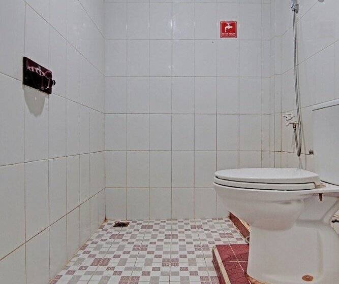 בית מלון כפרי Penginapan Rokan Permai Syariah By Oyo