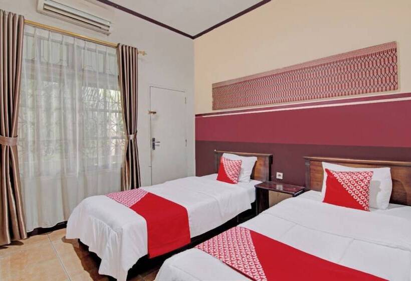 בית מלון כפרי Penginapan Rokan Permai Syariah By Oyo