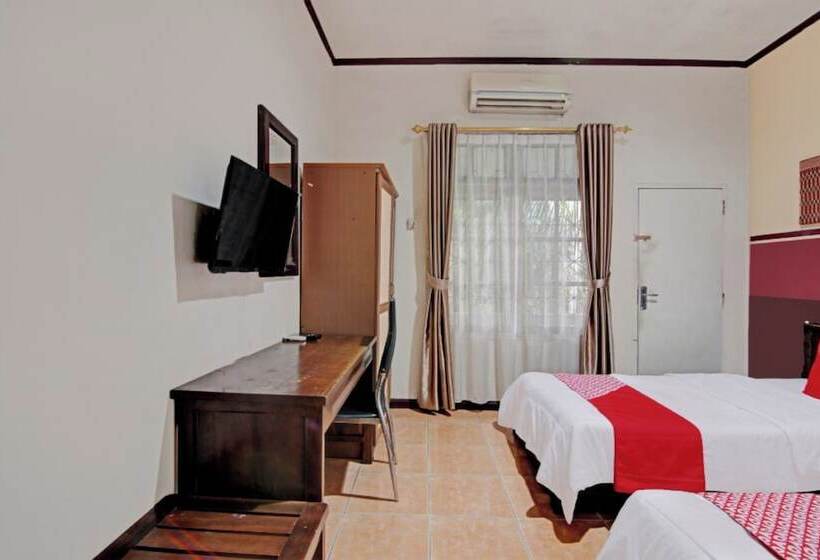 בית מלון כפרי Penginapan Rokan Permai Syariah By Oyo