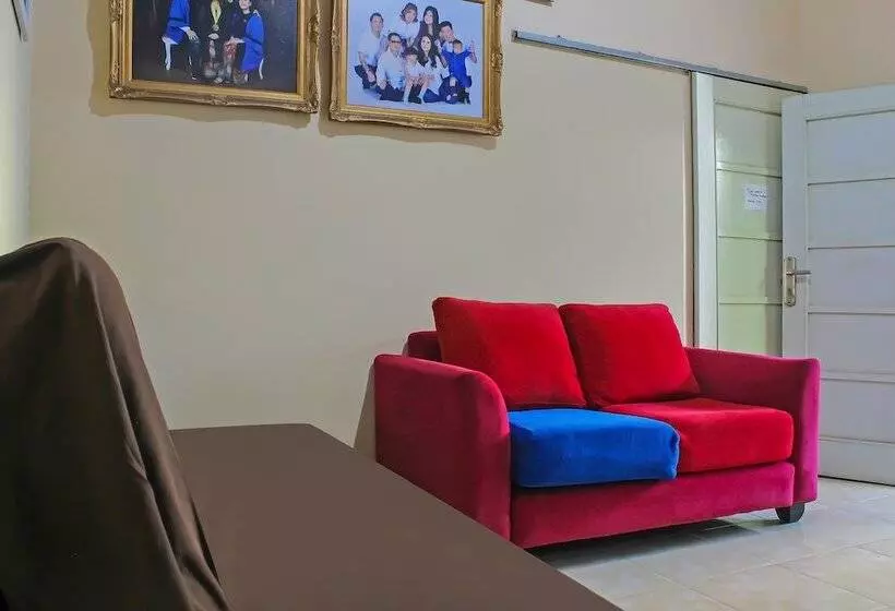 هتل Penginapan Sultan Haji 1 By Oyo