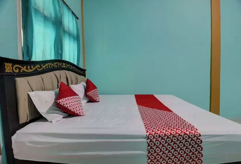 ホテル Rania Kost Simpang Rimbo By Oyo