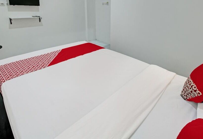 ホテル Sirih Gading Family Guest House By Oyo