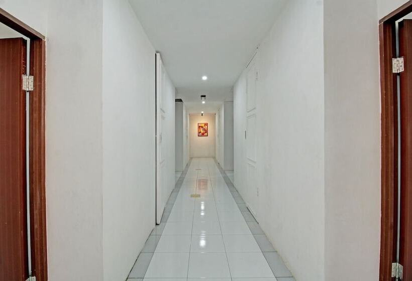 ホテル Sirih Gading Family Guest House By Oyo