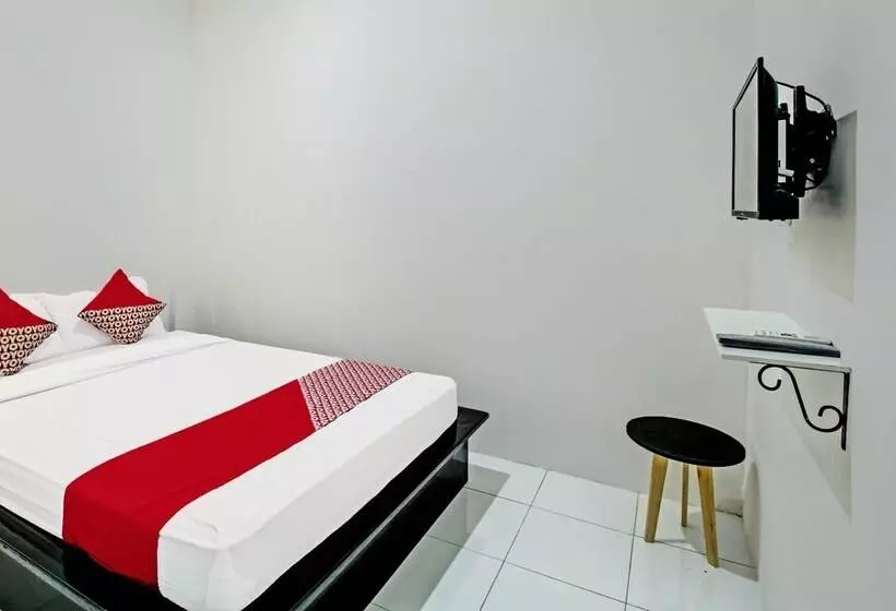 Hotelli Sirih Gading Family Guest House By Oyo