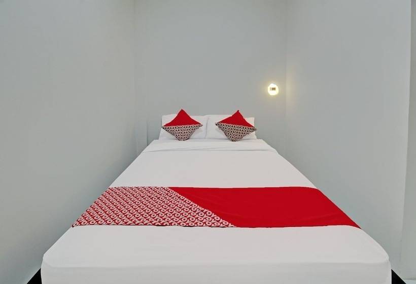 ホテル Sirih Gading Family Guest House By Oyo