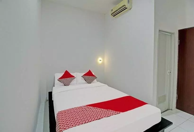 Hotelli Sirih Gading Family Guest House By Oyo