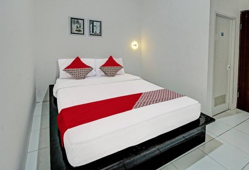 ホテル Sirih Gading Family Guest House By Oyo