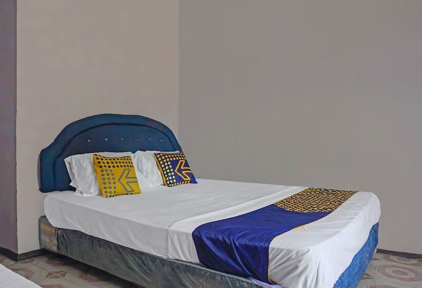 Szálloda Spot On 92212 Penginapan Berkah Mandiri Syariah