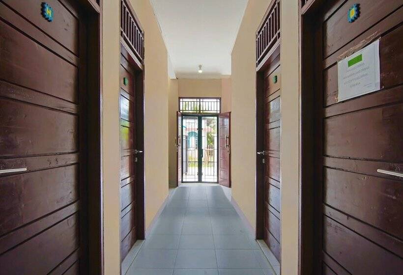 בית מלון כפרי Spot On 92448 Pondok Melati Syariah