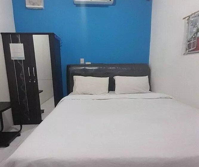 Hotelli Spot On 93102 Tamara Homestay Syariah