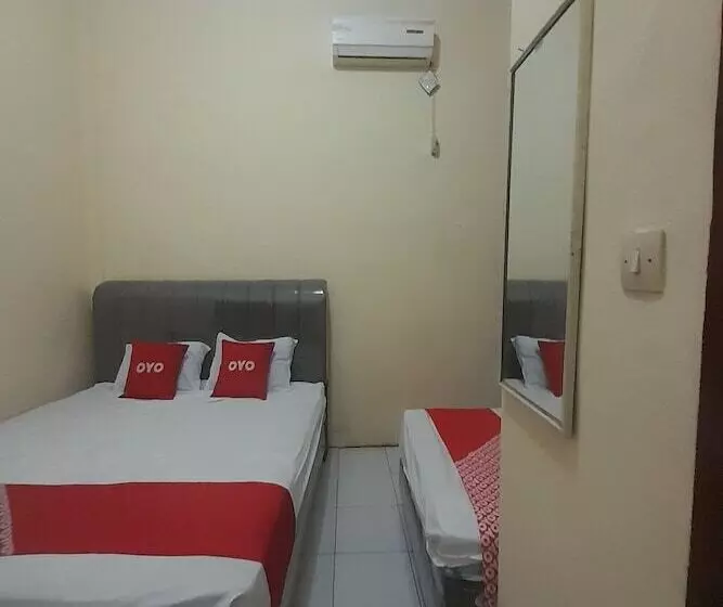 Hotelli Spot On 93102 Tamara Homestay Syariah