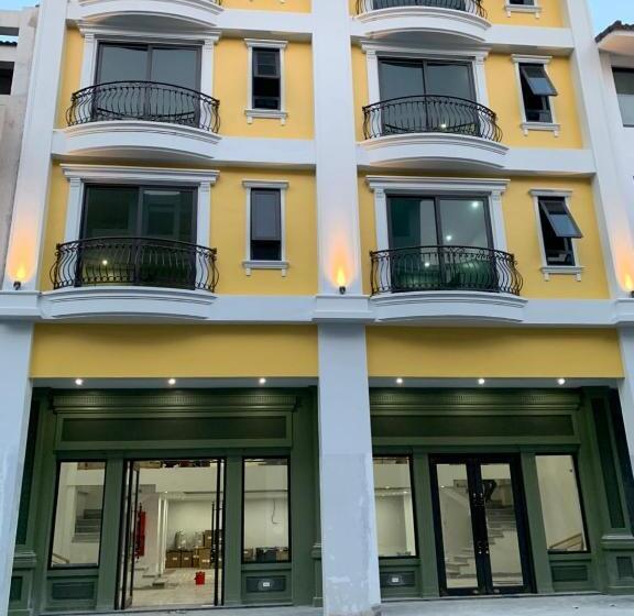 هتل Tuần Châu Hqt