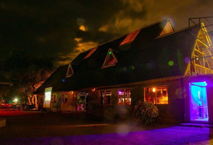 هتل Western Sands