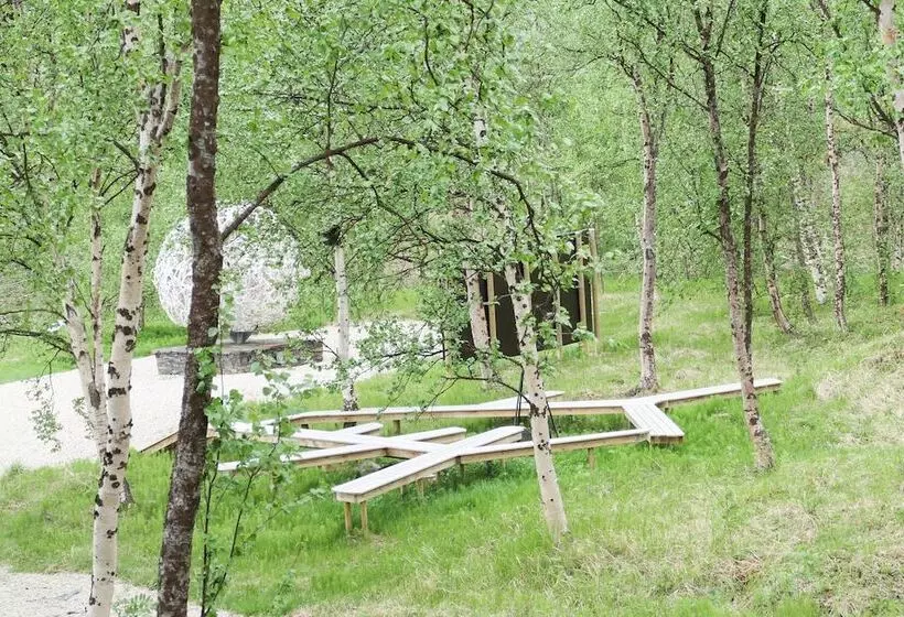 ホテル Wild Caribou Dome