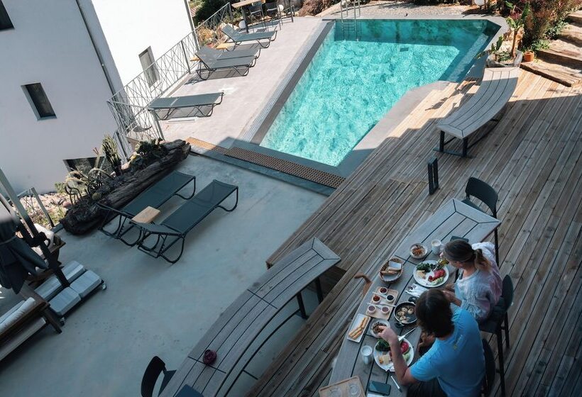 Kikonia Art & Suites