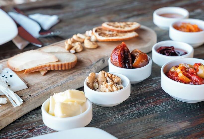 Kikonia Art & Suites