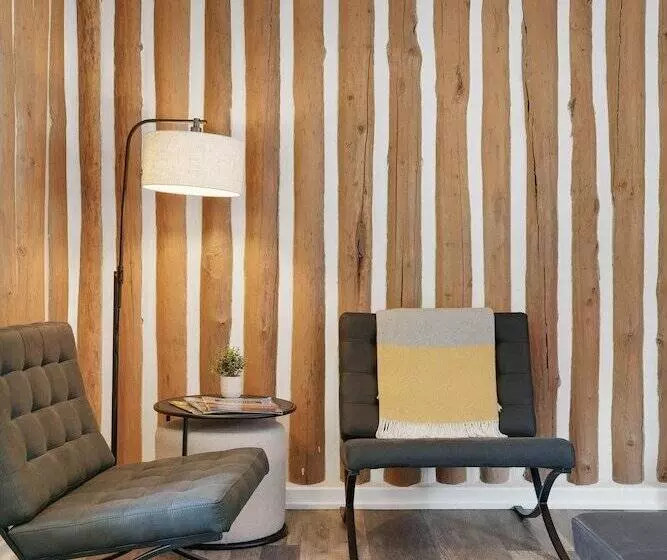 Motelli The Dudley Inn