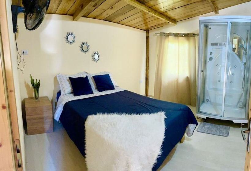 بنسيون Casajuan