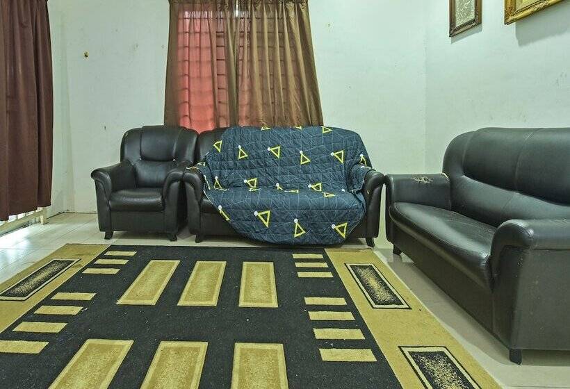 ペンション Casaria Paka Homestay By Oyo