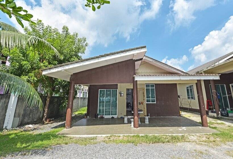 ペンション Casaria Paka Homestay By Oyo