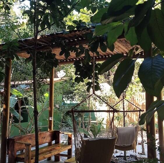 פנסיון Chalés Guigó