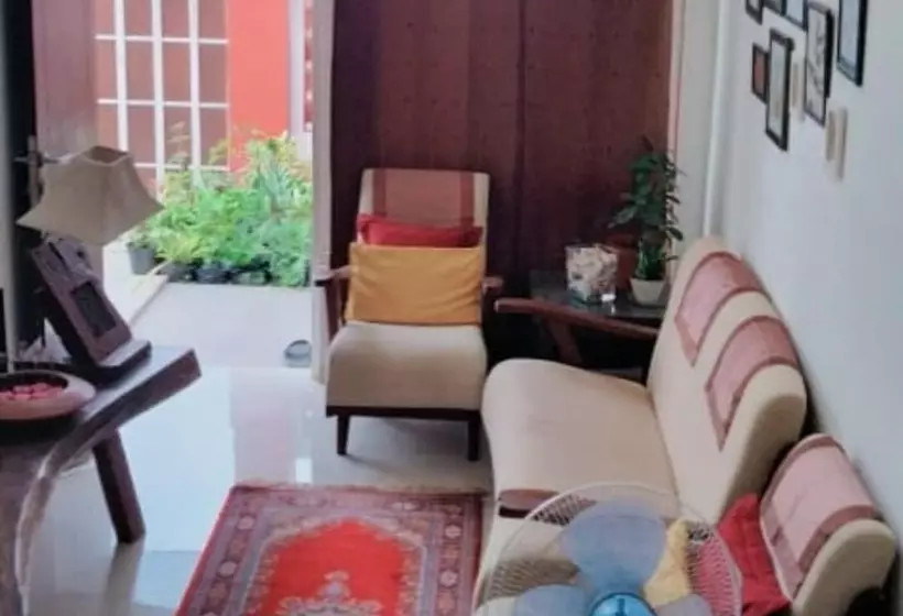 Majatalo Emerald Family Guesthouse