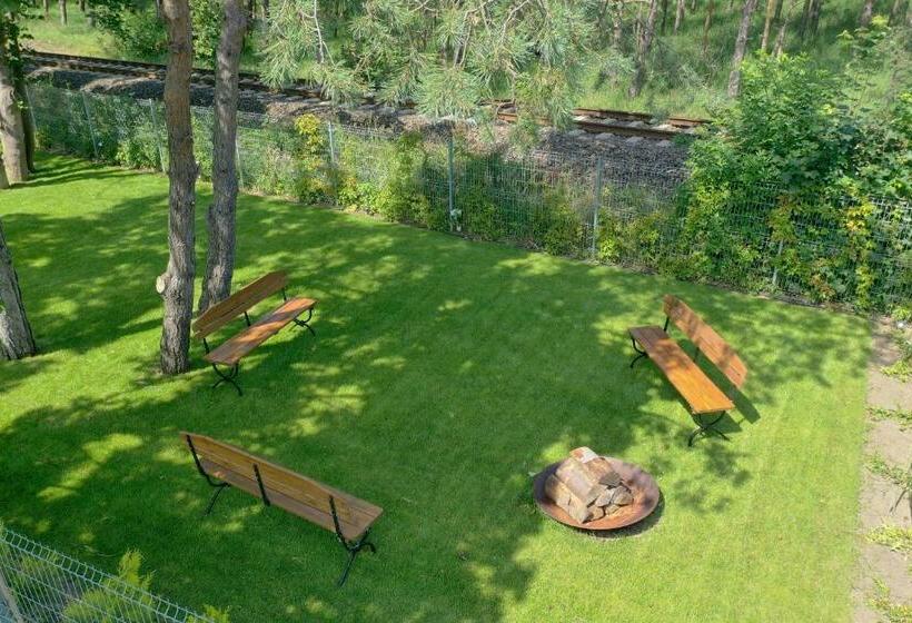 Отель 77 Restauracja Spa