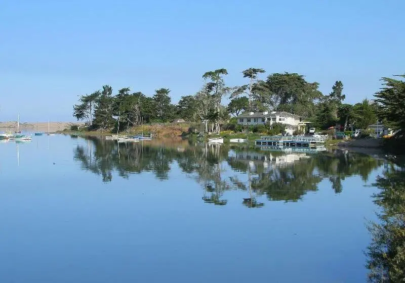 ホテル Back Bay Inn