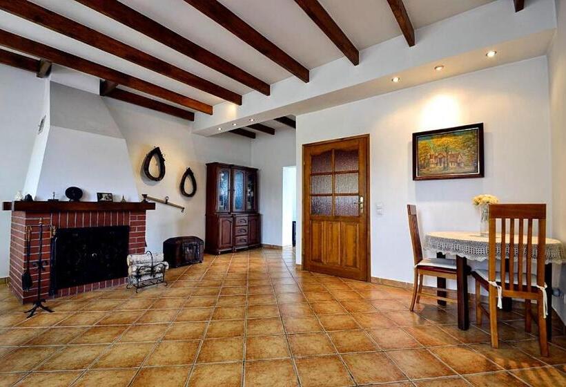 酒店 Biała Akacja Resort & Business