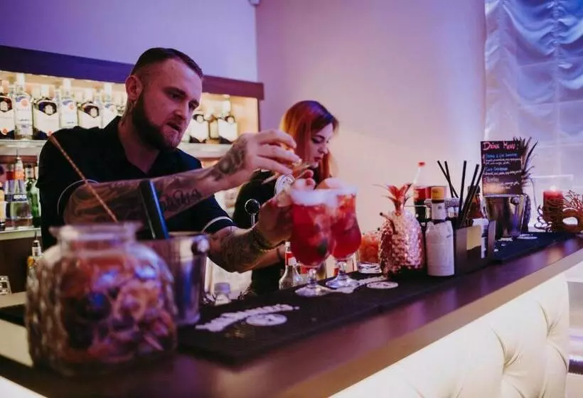 ホテル Biała Akacja Resort & Business