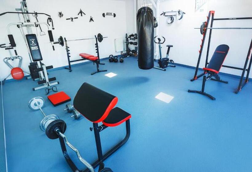 酒店 Biała Akacja Resort & Business