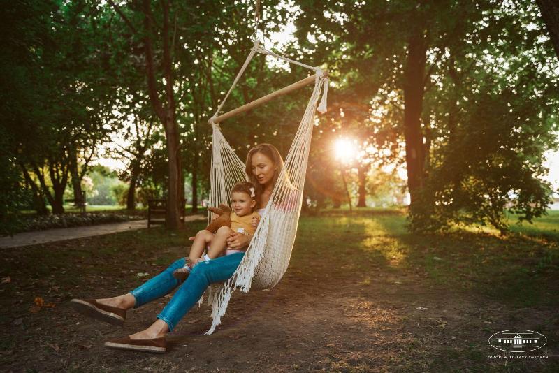 בית מלון כפרי Dwor W Tomaszowicach