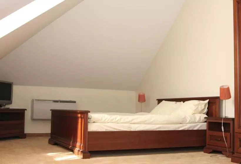 Hotelli Dworek 1885