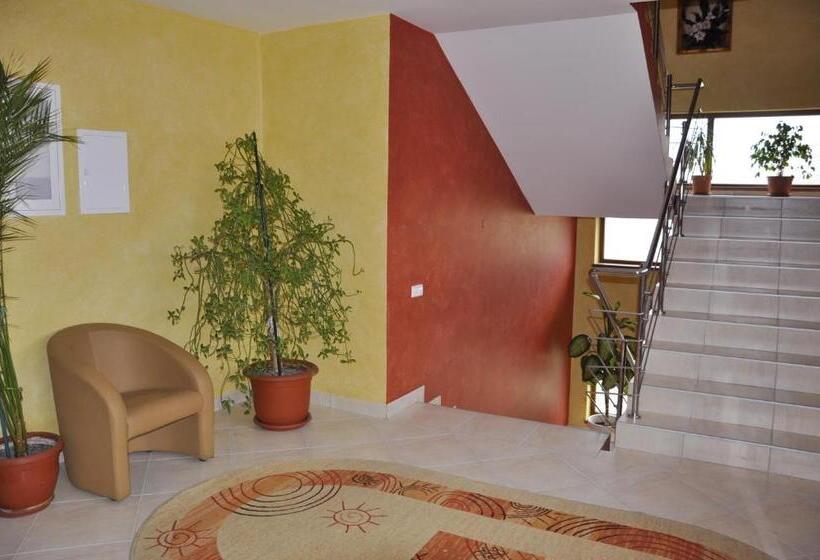 בית מלון כפרי Edelweiss