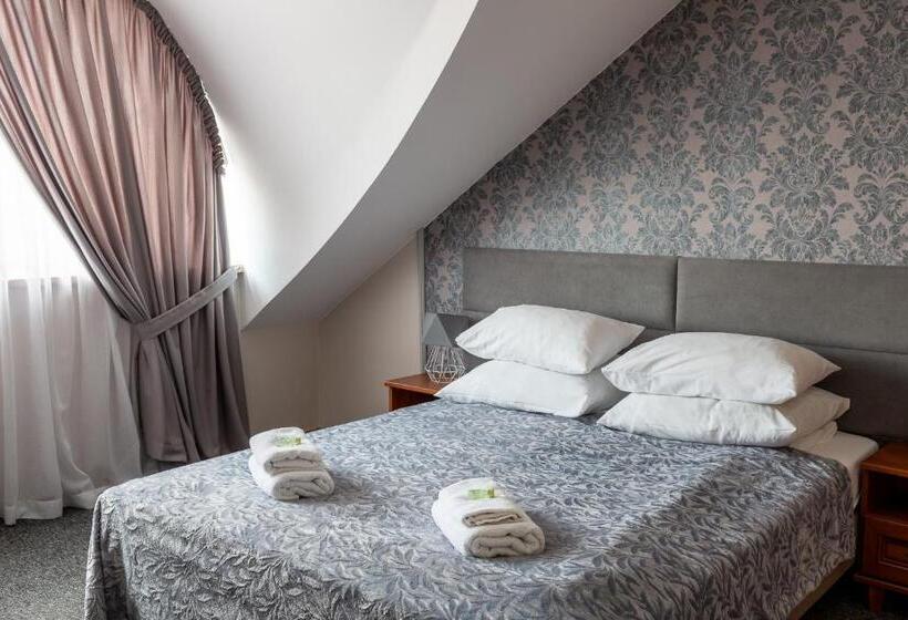 בית מלון כפרי Everest