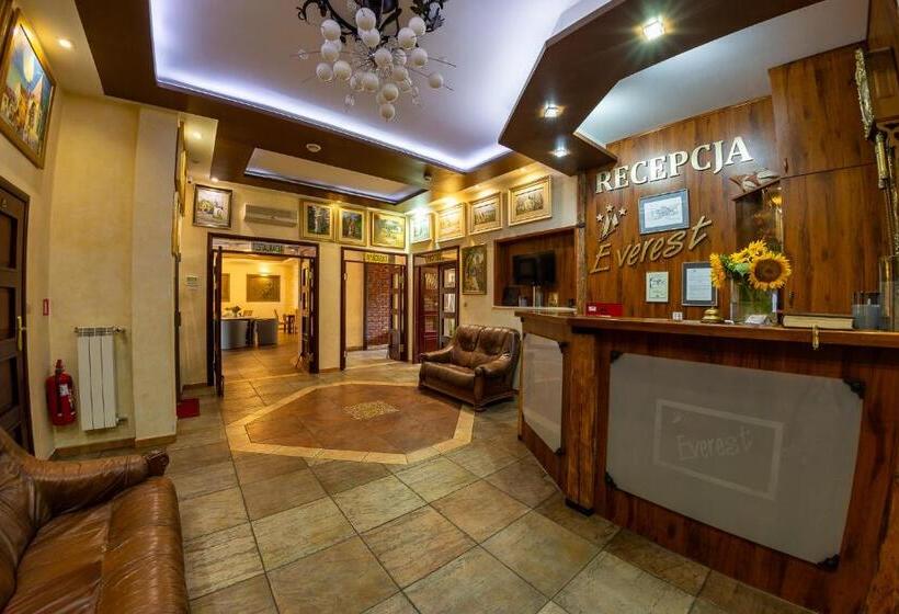 בית מלון כפרי Everest