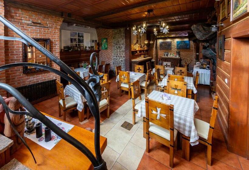 בית מלון כפרי Everest