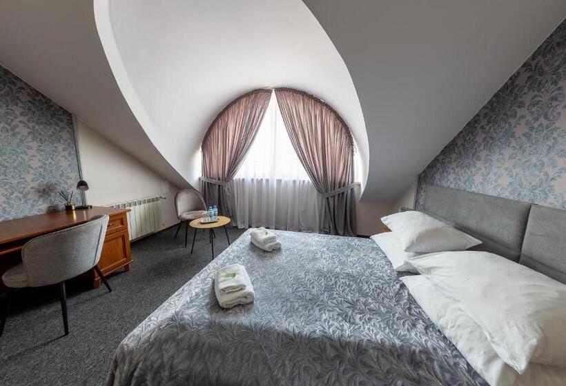 בית מלון כפרי Everest