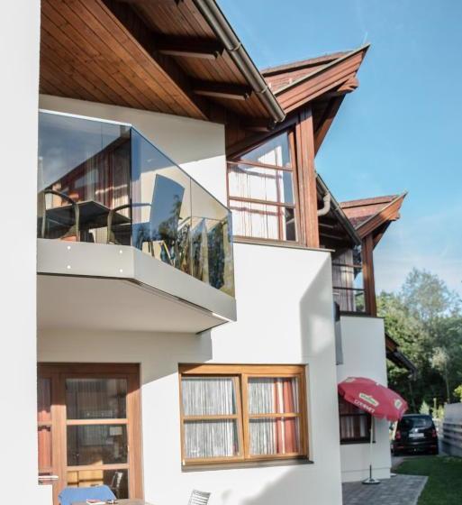 בית מלון כפרי Ferienwohnungen Rausch