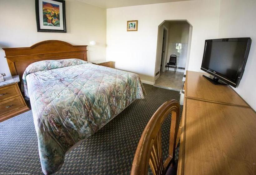 Hotelli Hollywood La Brea Inn