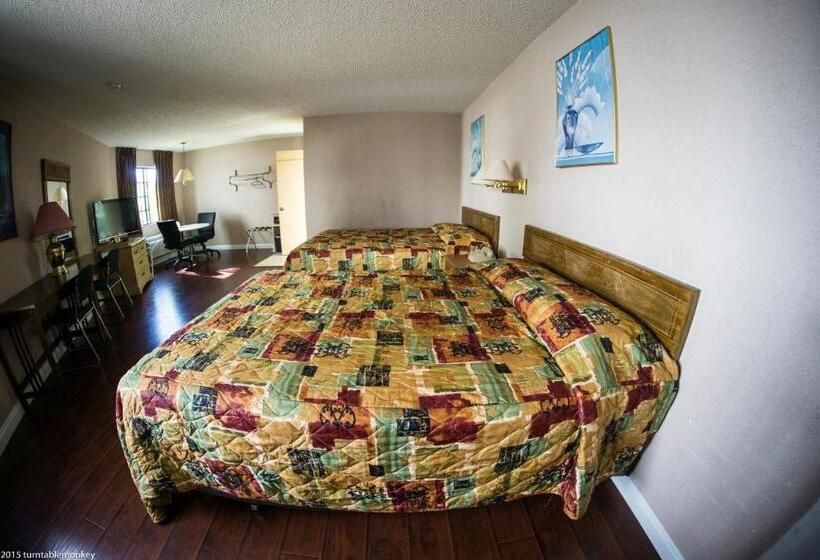 Hotelli Hollywood La Brea Inn