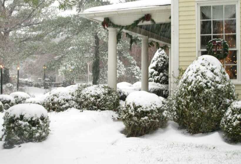 فندق Kirkwood Inn