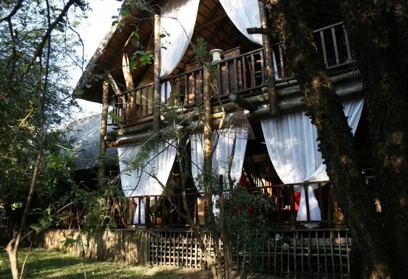 ホテル Maqueda Lodge