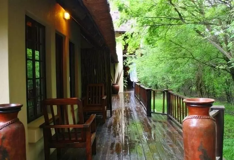ホテル Maqueda Lodge