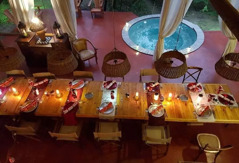 ホテル Maqueda Lodge