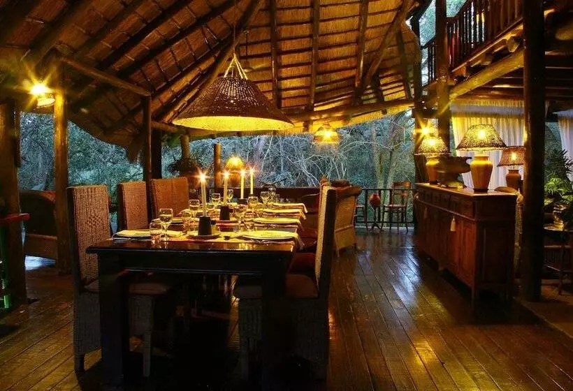 ホテル Maqueda Lodge