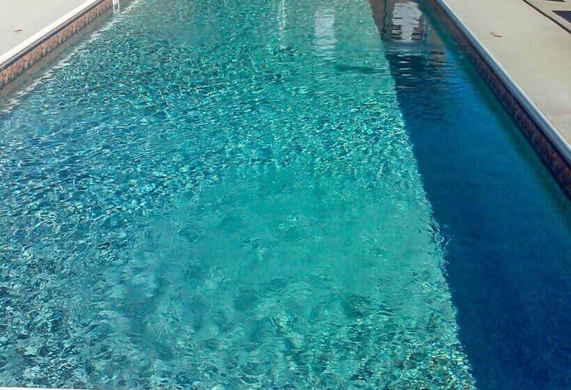 فندق Marshall Lodge